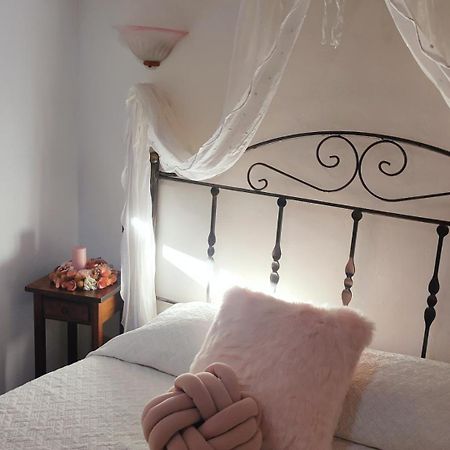 La Casa Di Miri Apartment Фолиньо Екстериор снимка